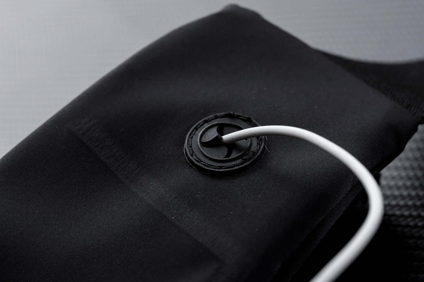 Water-Resistant Sport Waist Pack with Reflective Strip