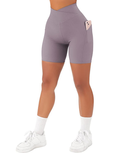 Shorts de sport croisés pour femmes avec ceinture et poches