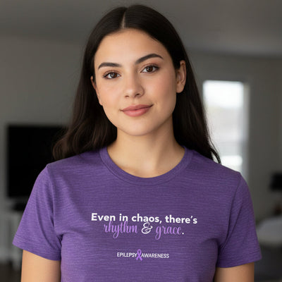 Caos, Ritmo y Gracia Camiseta Softstyle para Mujeres