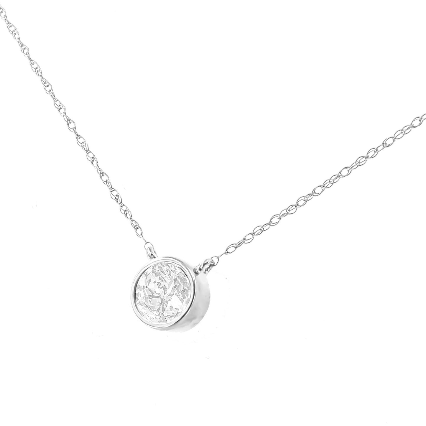 Pendentif en diamant taillé rond en or blanc 10K 1/3 cttw