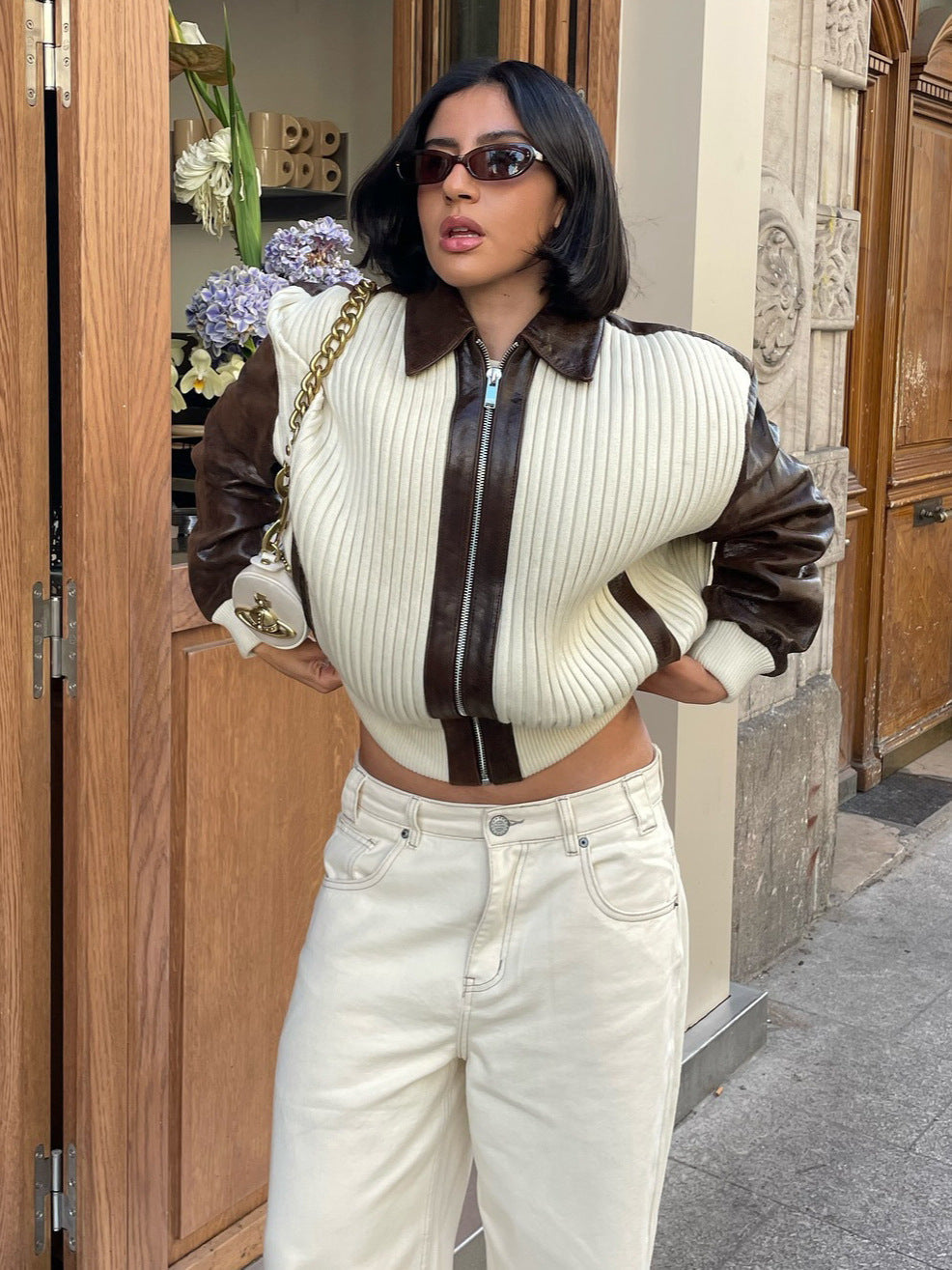 Chaqueta de Piel y Tejido de Punto Chic y Moderna