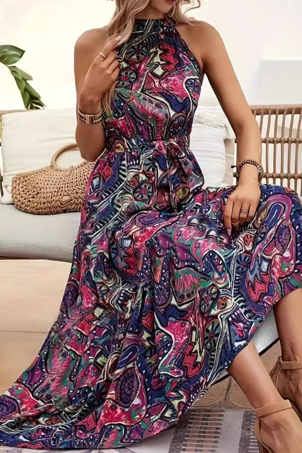 Elegant Floral Sleeveless Dress - A Summer Essential