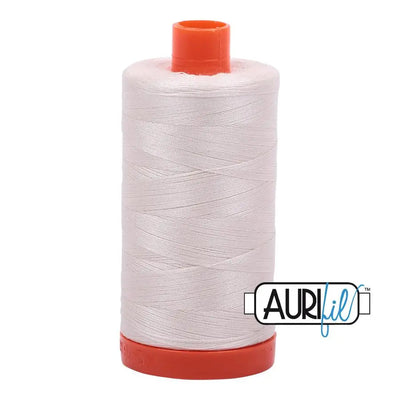 Fil en coton Aurifil 2311 Muslin Large Spool 50wt