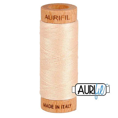 Bobina de algodón Aurifil 80wt 2315 Shell - Hilo de calidad premium