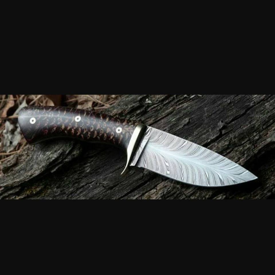 Exquisite Pine Cone Handle Damascus Steel Hunting Knife - Korvel