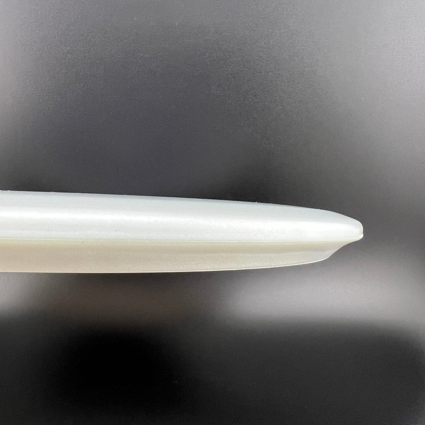 Z Glo Metallic Buzzz - Edición Corey Ellis