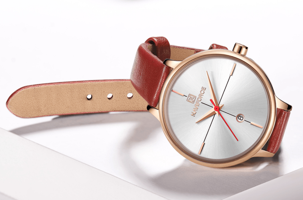 Montre de Luxe pour Femme avec Bracelet en Cuir et Boîtier en Acier