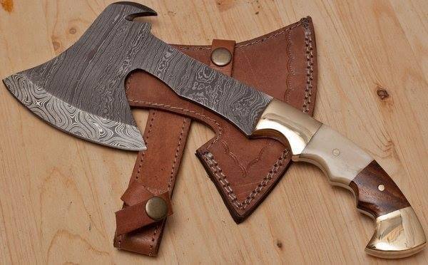 Custom Handmade Viking EDC Tomahawk Axe - Full Tang Damascus Steel with Rosewood & Brass Handle - Korvel
