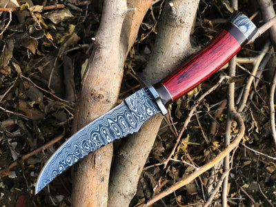 Premium Custom Damascus Steel Hunting Knife - Handcrafted Excellence - Korvel