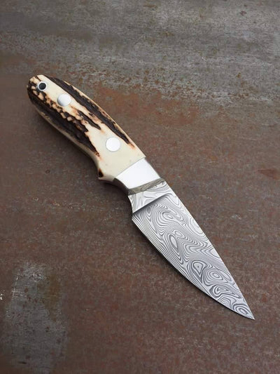 Premium Handmade Damascus Steel Hunting and Skinning Knife - Korvel