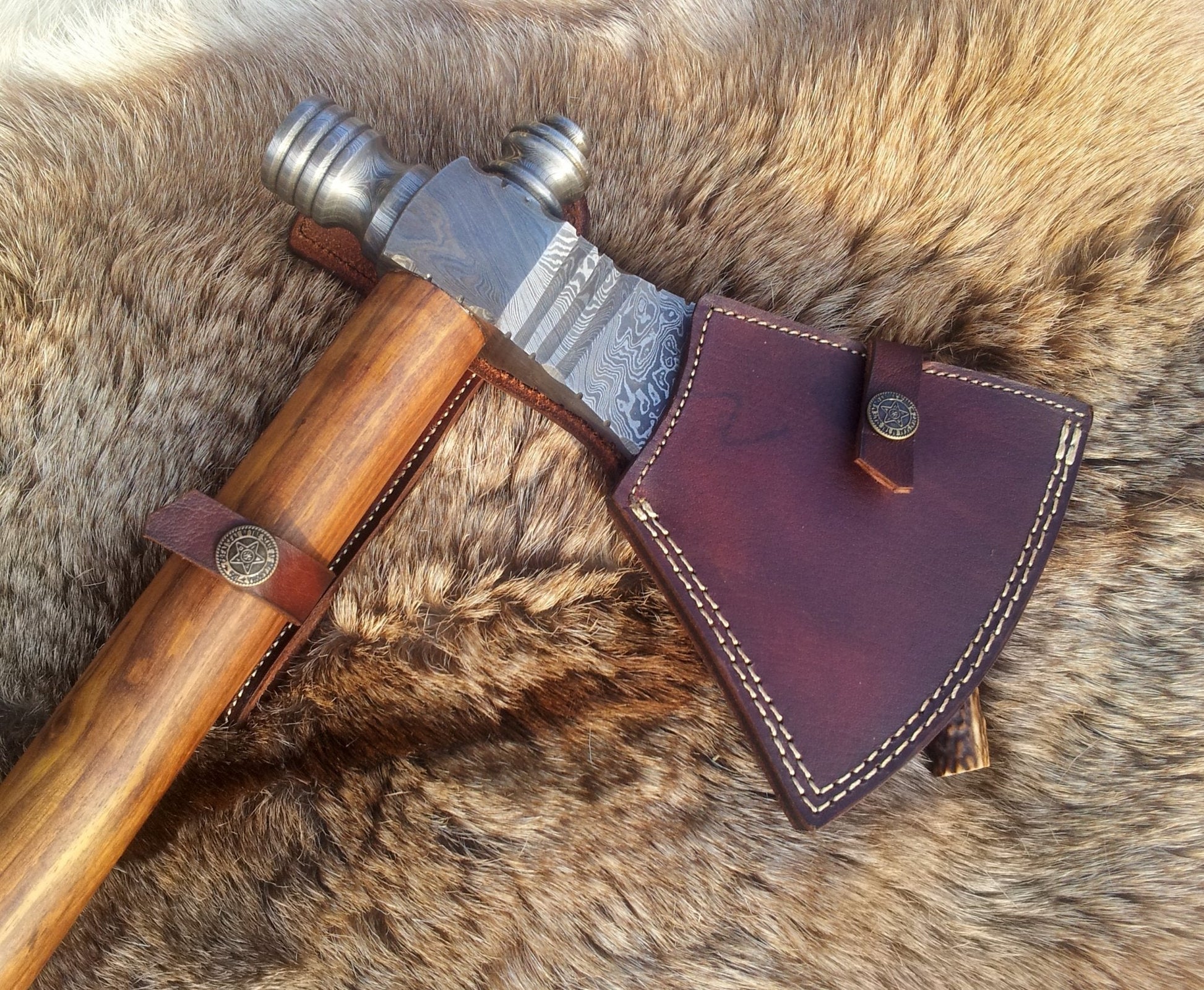 Custom Viking Tomahawk Axe - Damascus Steel with Rosewood Handle & Leather Sheath - Korvel