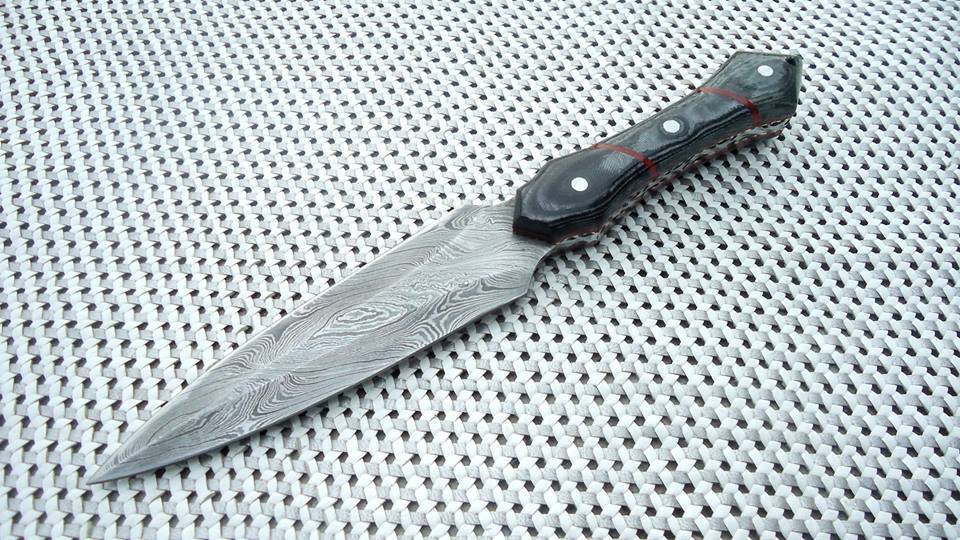 Premium Damascus Steel Double Edge Knife - Korvel