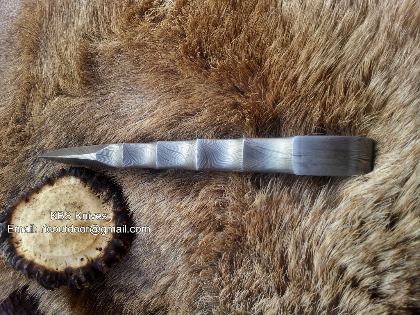 Artisan Crafted Damascus Steel Skinning Knife - Korvel