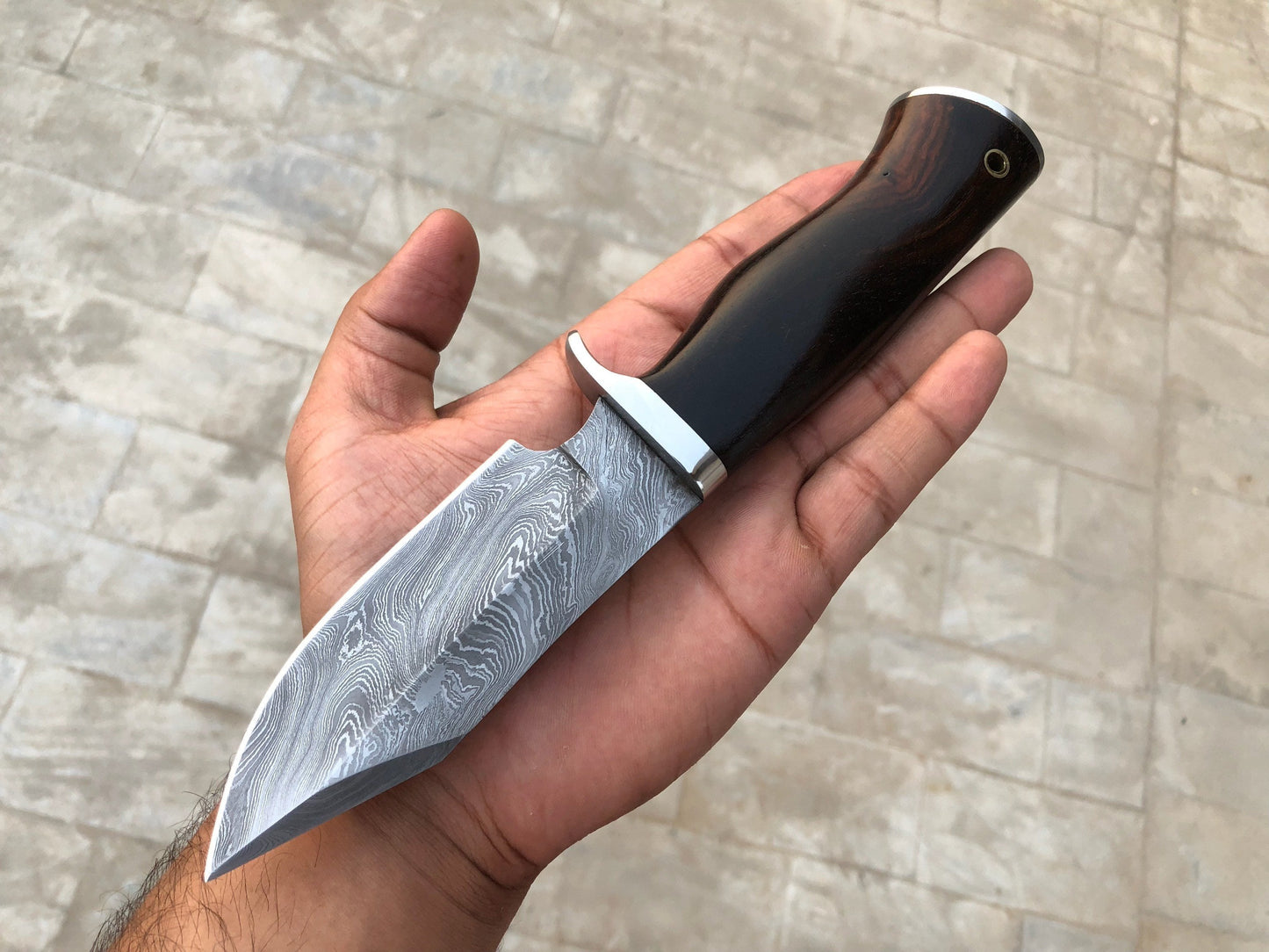 Premium Custom Damascus Steel Hunting Knife - Korvel