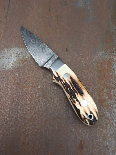 Premium Handmade Damascus Steel Hunting and Skinning Knife - Korvel
