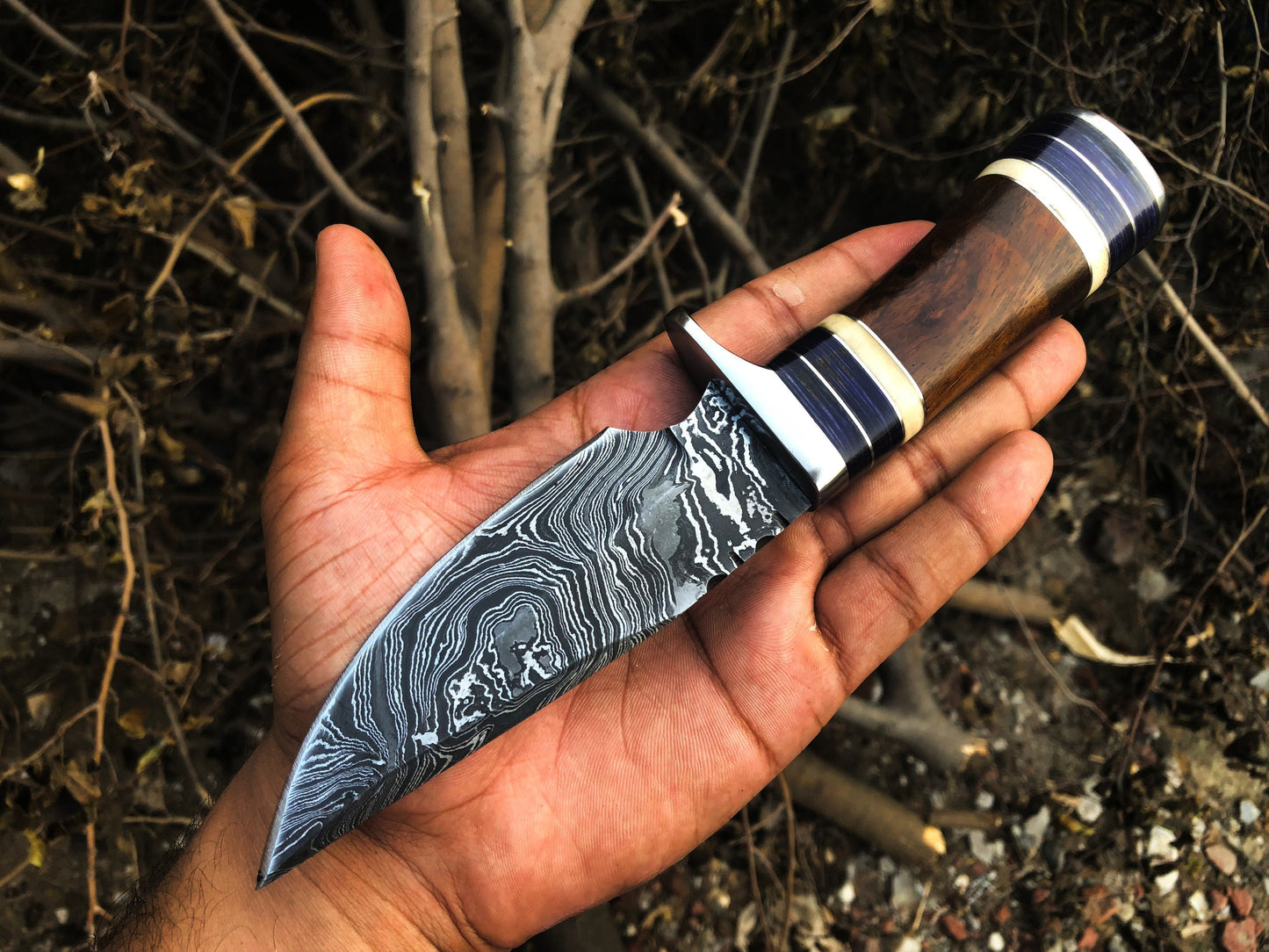 Premium Handmade Damascus Steel Hunting and Skinning Knife - Korvel