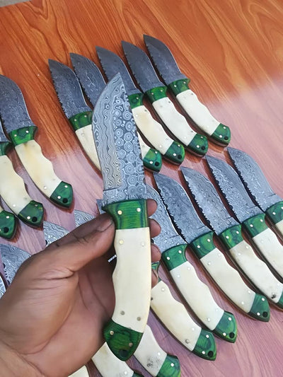 Exquisite Custom Raindrop Damascus Steel Hunting and Skinning Knife - Korvel