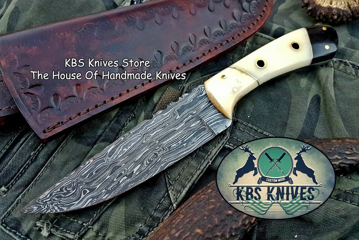 Artisan Crafted Damascus Steel Hunting Knife - Korvel