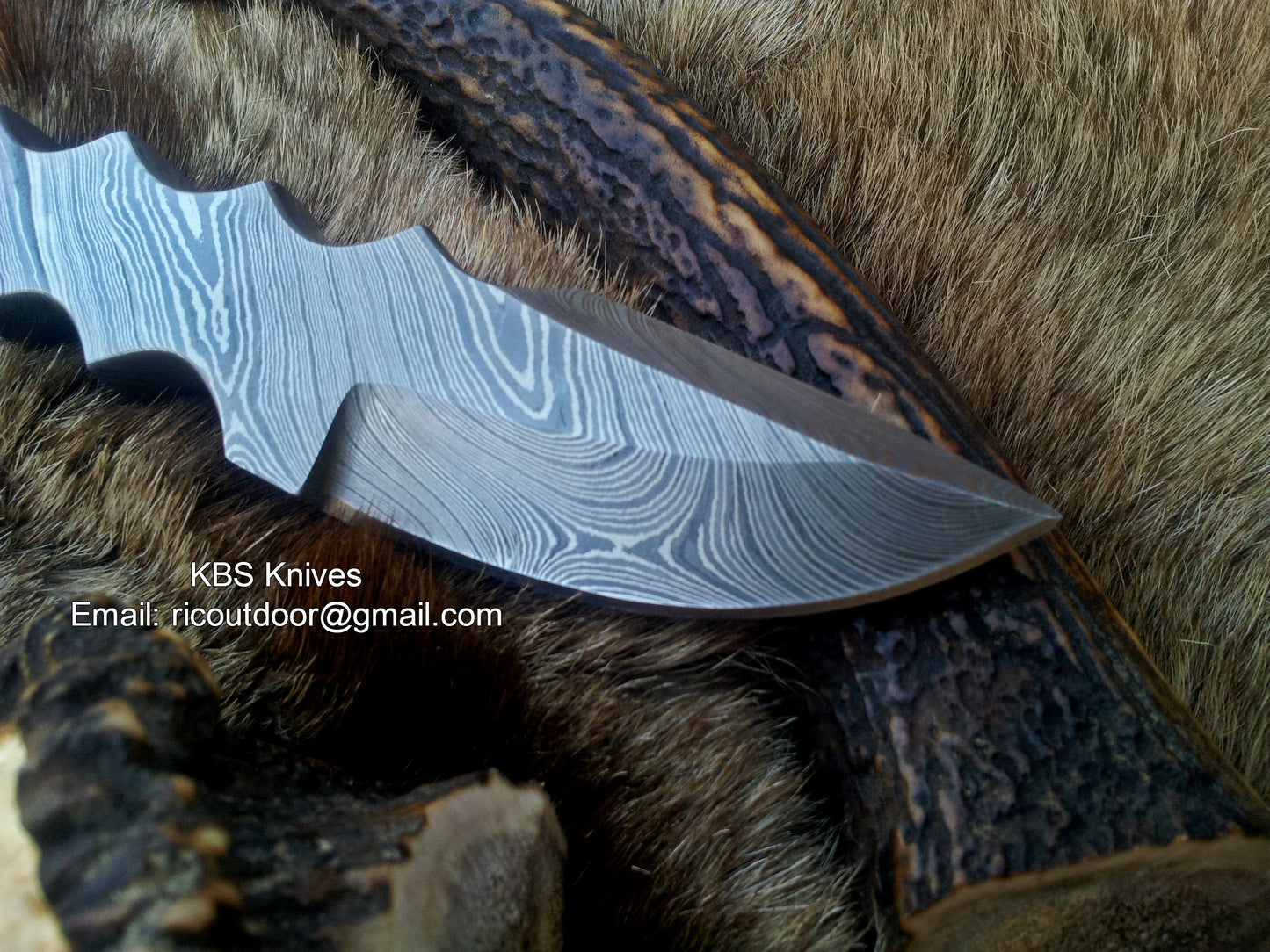 Artisan Crafted Damascus Steel Skinning Knife - Korvel