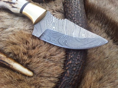 Premium Damascus Steel Hunting Knife – 7.25 Inch Drop Point Blade with Antler Handle and Brass Accents - Korvel
