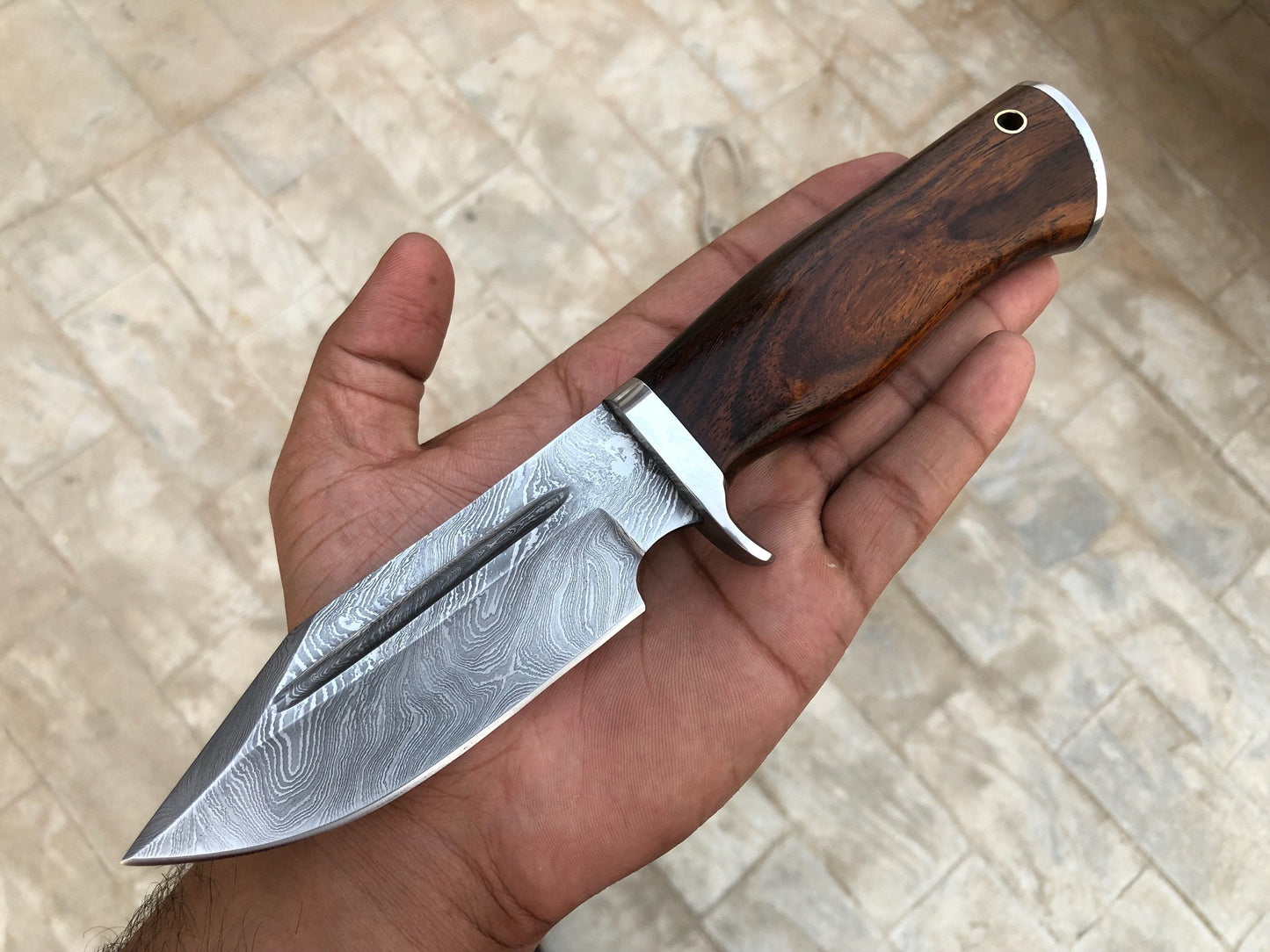 Premium Custom Damascus Steel Hunting Knife - Korvel
