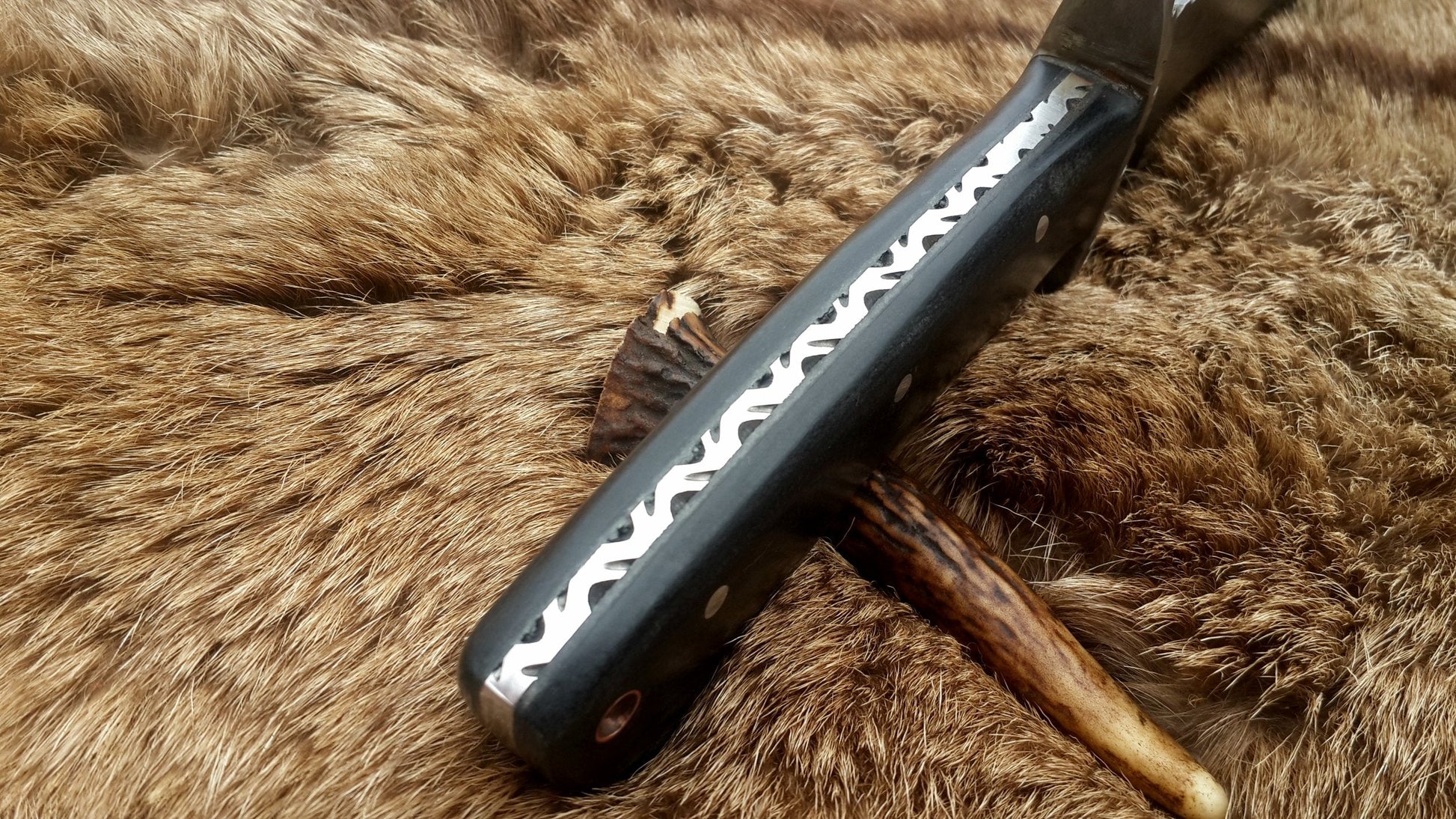 Premium Custom Wild Pig Hunter Bowie Knife - 16" Damascus Steel Blade with Black Micarta Handle - Korvel
