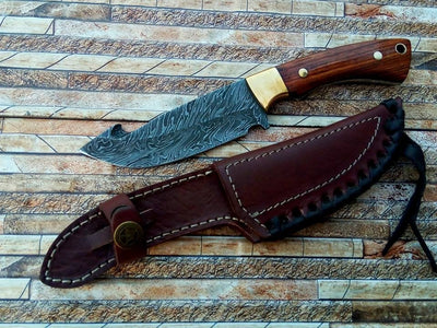 Premium Custom Damascus Steel Gut Hook Knife for Hunting and Camping - Korvel