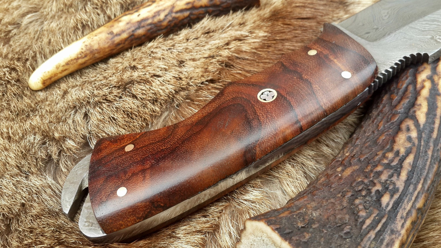 Premium Damascus Steel Skinning Knife with Rosewood Handle - 7.5-inch Precision Tool - Korvel
