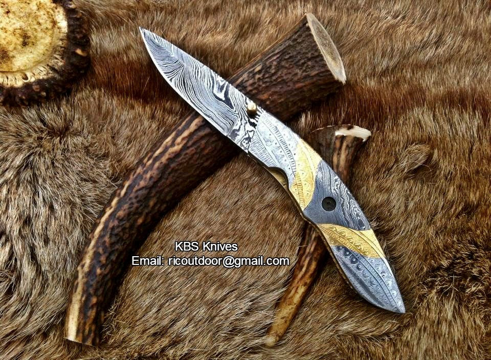 MasterCraft Handcrafted Damascus Steel Folding Knife with Elegant Steel & Brass Handle - Korvel