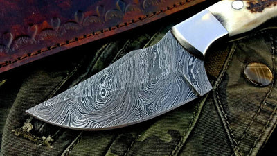 Artisan Crafted Damascus Steel Skinner Knife with Antler Handle - Korvel