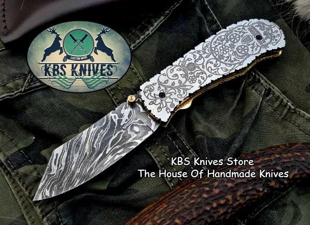 Artisan Crafted Damascus Steel Folding Pocket Knife - Korvel