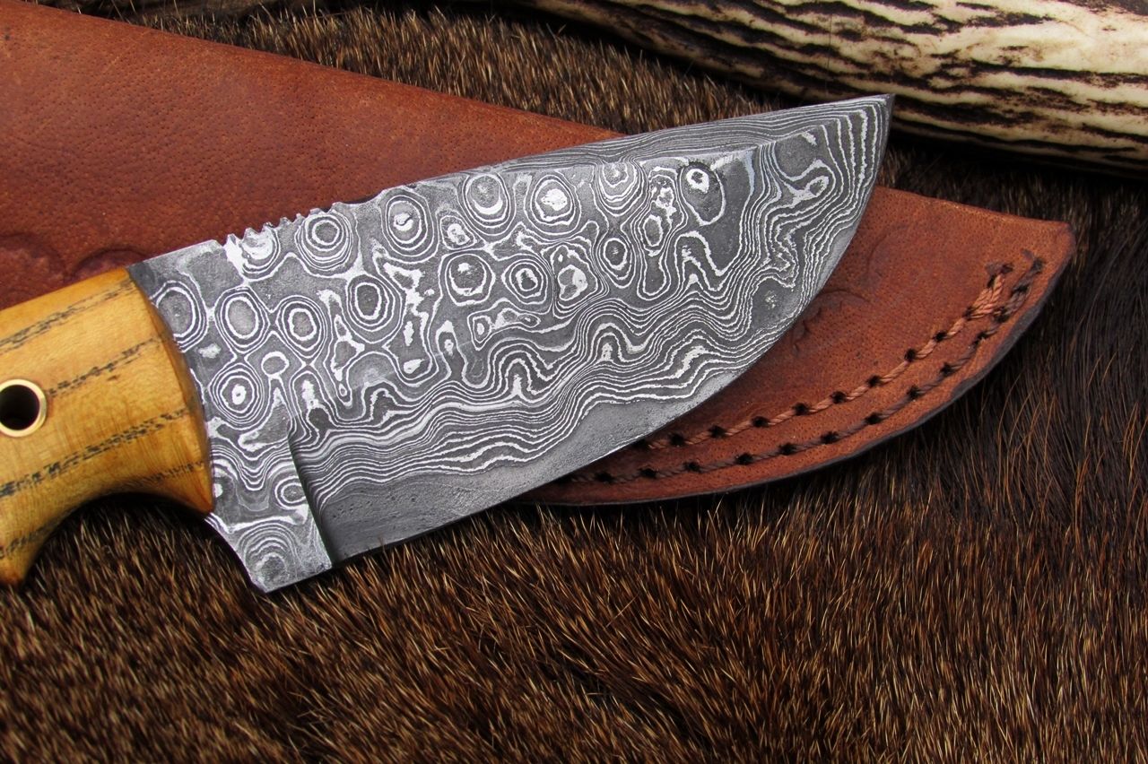 Premium Custom Deer Skinning Knife – 8-Inch Masterpiece - Korvel