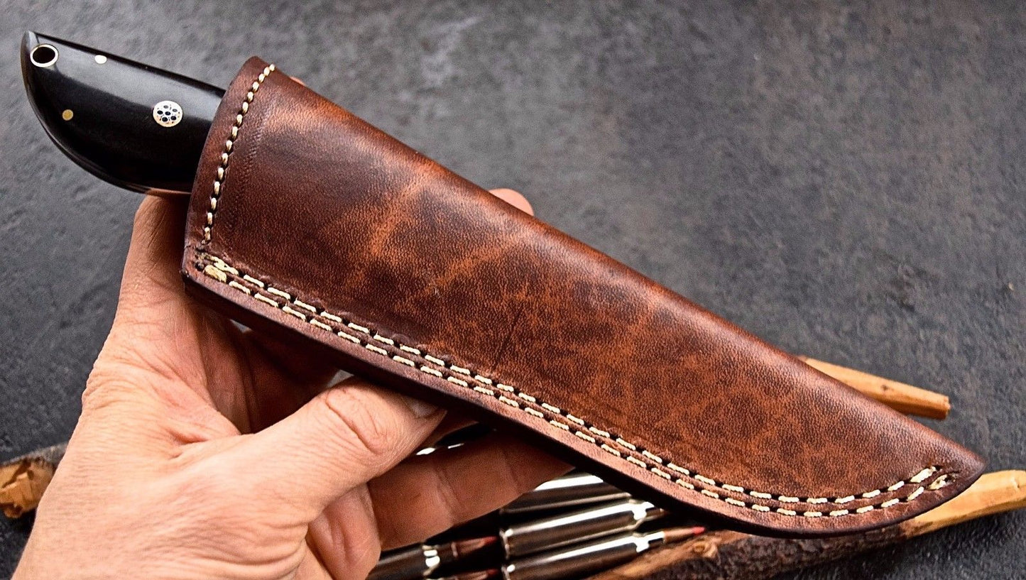 Premium Damascus Steel Skinning Knife - Precision Crafted - Korvel
