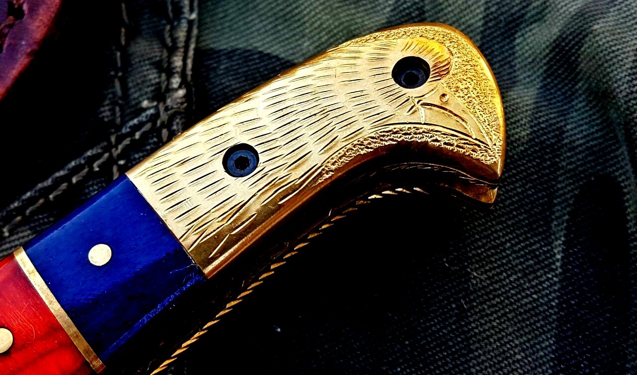 Artisan Crafted Damascus Steel Folding Pocket Knife - Korvel