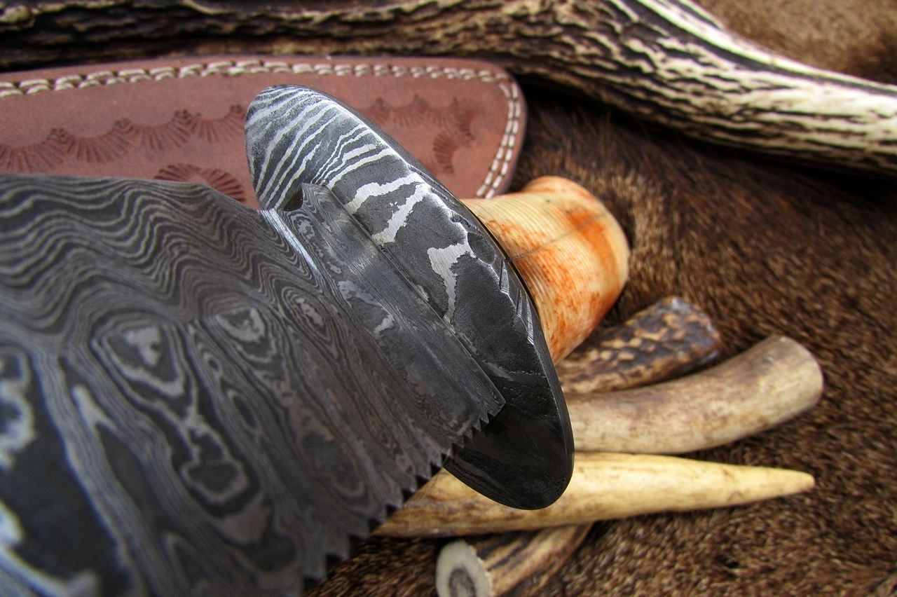 KBS Knives: Exquisite 12-Inch Damascus Hunting Knife with Colorful Camel Bone Handle - Korvel