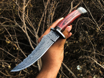 Premium Custom Damascus Steel Hunting Knife - Handcrafted Excellence - Korvel