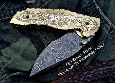 Artisan Crafted Damascus Steel Folding Pocket Knife - Korvel