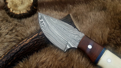 Premium Damascus Steel Skinning Knife with Exquisite Bone and Rosewood Handle – 7 Inches Long - Korvel