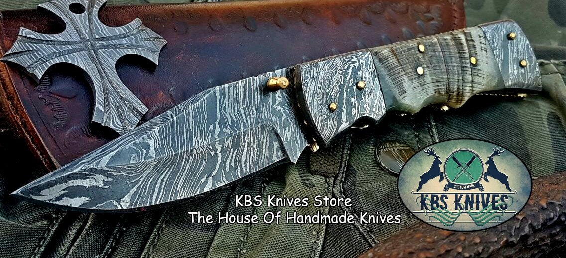 Exquisite Handmade Damascus Steel Folding Knife - Korvel