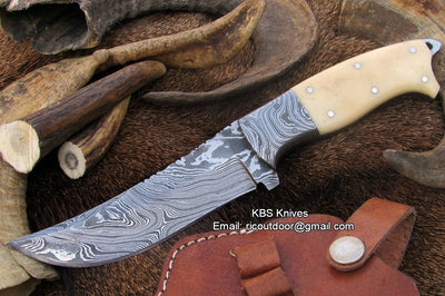 Premium Handmade Damascus Steel Hunting Knife - Korvel