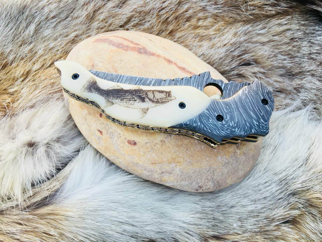 Artisan Crafted Damascus Steel Folding Pocket Knife with Engraved Bone Handle & Leather Sheath - Korvel