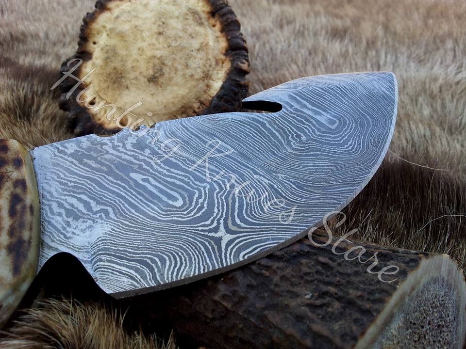 Premium Custom Damascus Deer Guthook Knife with Antler Handle - Korvel