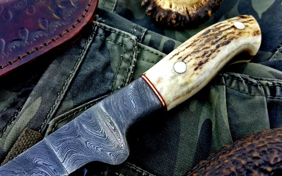 Artisan Damascus Steel Fillet and Boning Knife with Antler Handle - Korvel