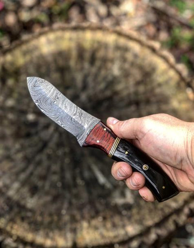 Artisan Crafted Damascus Steel Hunting and Skinning Knife - Korvel