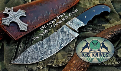 Premium Custom Damascus Steel Hunting and Skinning Knife - Korvel