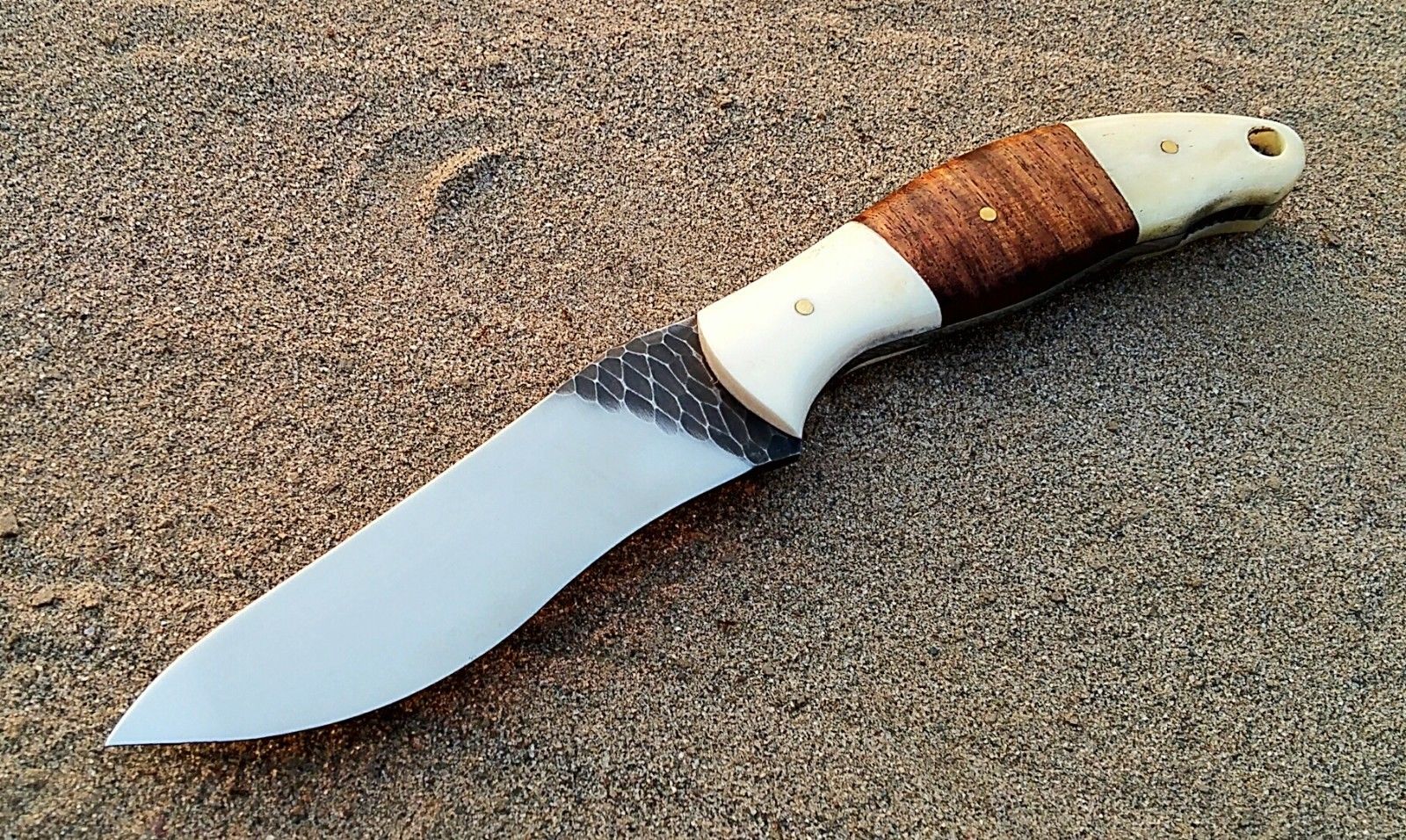 Bespoke Artisan Hunting Knife with Unique Stone Finish - Korvel
