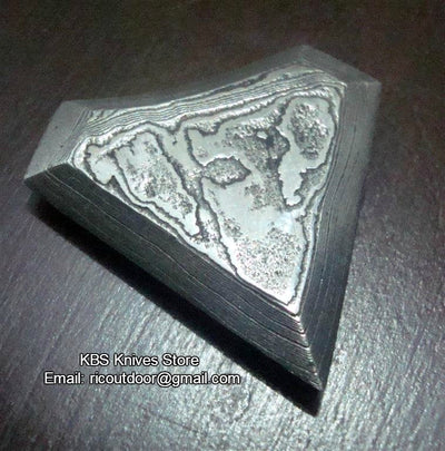 Exquisite Damascus Diamond Pendant - A Touch of Elegance - Korvel