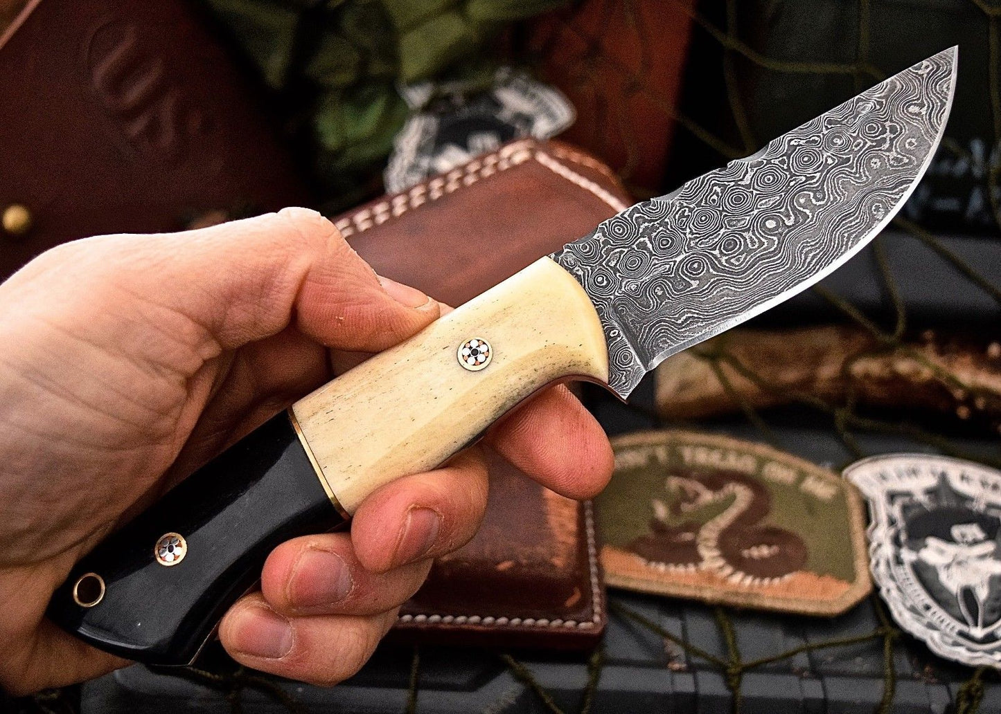 Handcrafted Damascus Steel Skinning Knife with Camel Bone Handle - Korvel