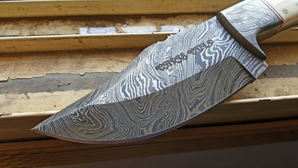 Personalized Full Tang Damascus Steel Skinner Knife - Korvel