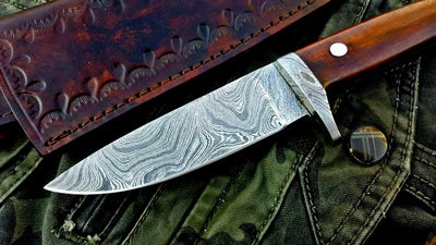 Artisan Crafted Damascus Steel Hunting Knife - Korvel